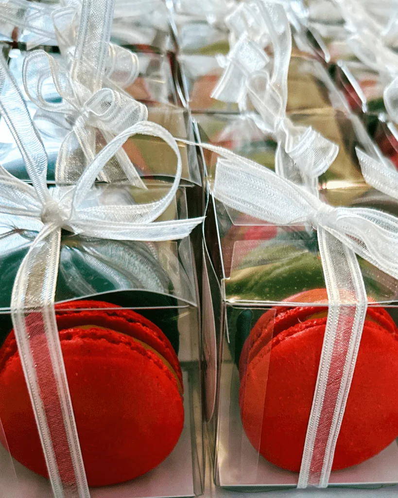 Macaron Favor Box